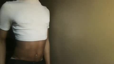 Snapshot of solaceeve chatting on 01.14.26 SolaceEve online show from 01.14.26