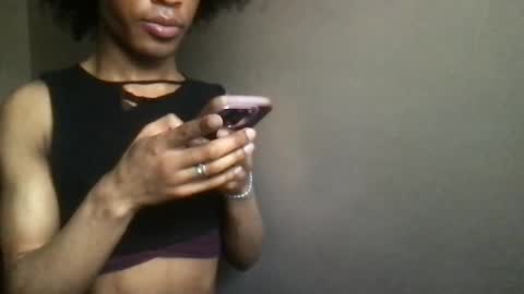 Snapshot of solaceeve chatting on 03.31.26 SolaceEve online show from 03.31.26