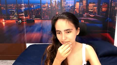 solarboom18 online show from 10.19.25