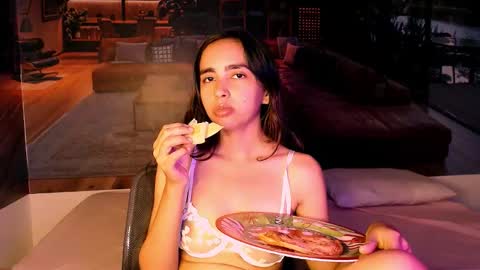 solarboom18 online show from 11.26.25