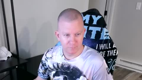 Snapshot of solarlunar1 chatting on 09.23.25 just ask  online show from 09.23.25