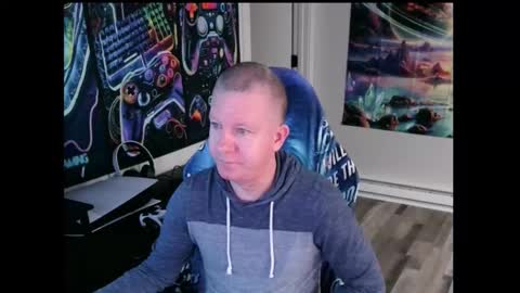 Snapshot of solarlunar1 chatting on 10.28.25 just ask  online show from 10.28.25