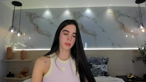 Sol Avelar online show from 05.06.26