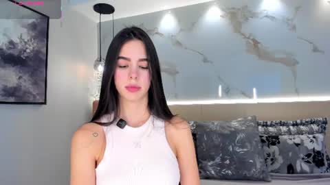 Sol Avelar online show from 06.16.26