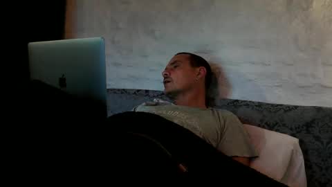 Alex Dixon online show from 12.02.24