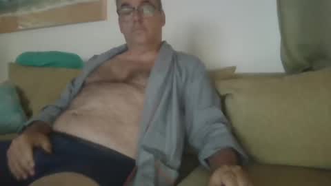 Snapshot of soldierdoc chatting on 10.16.25 soldierdoc online show from 10.16.25