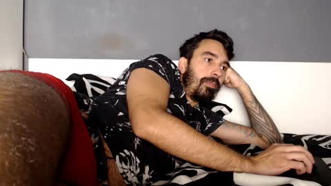 Snapshot of soldiersexx chatting on 11.26.25 Soldiersexx online show from 11.26.25