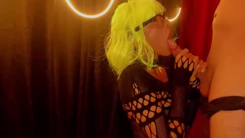 Snapshot of soleiandkairo chatting on 09.16.25 SoleiKairo online show from 09.16.25