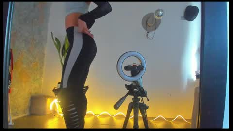 Snapshot of soleiandkairo chatting on 04.07.26 SoleiKairo online show from 04.07.26