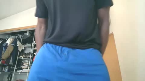 Snapshot of solidsnake992 chatting on 03.12.25 solidsnake992 online show from 03.12.25