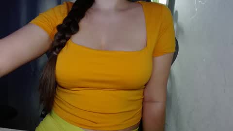 Gaby Solis online show from 02.21.25