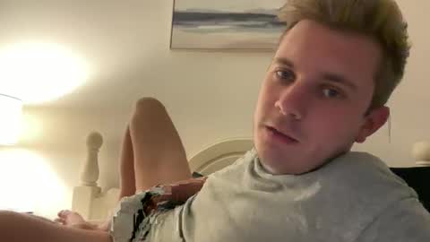 Snapshot of solobrit chatting on 02.02.26 solobrit online show from 02.02.26