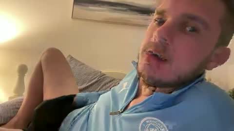 Snapshot of solobrit chatting on 02.18.26 solobrit online show from 02.18.26