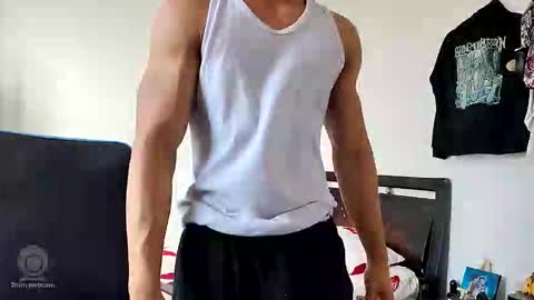 Hi Im Weller Check my Bio  online show from 03.04.26