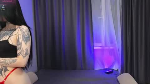 Snapshot of somniya chatting on 07.23.26 somniya online show from 07.23.26
