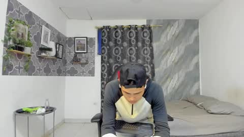 son_hades online show from 03.25.26