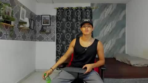 son_hades online show from 04.19.26
