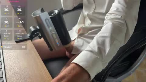 Snapshot of sondages chatting on 09.22.25 Sondages online show from 09.22.25