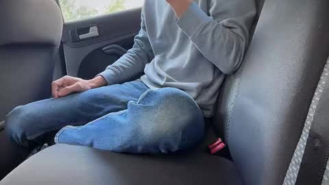 Snapshot of sondages chatting on 10.26.25 Sondages online show from 10.26.25