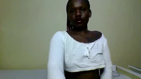 Sonia online show from 10.22.25