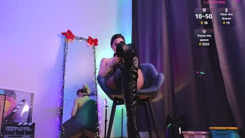 Snapshot of sonia__rose chatting on 12.12.24 Sonia online show from 12.12.24