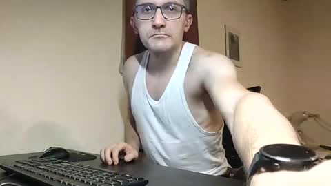 Snapshot of sonicegay chatting on 02.01.25 sonicegay online show from 02.01.25