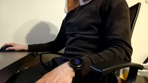 Snapshot of sonicegay chatting on 03.01.25 sonicegay online show from 03.01.25