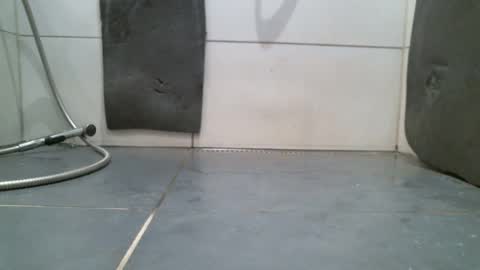 Snapshot of sonnyboy18 chatting on 02.14.25 BruceWilly online show from 02.14.25