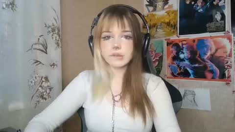 Mila online show from 06.12.26