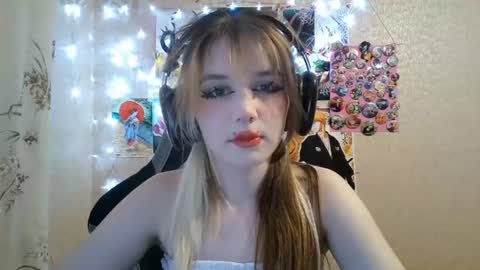 Mila online show from 07.22.26