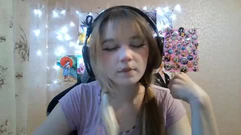 Mila online show from 08.03.26