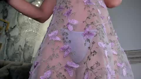 Sophi Johnson online show from 04.25.26