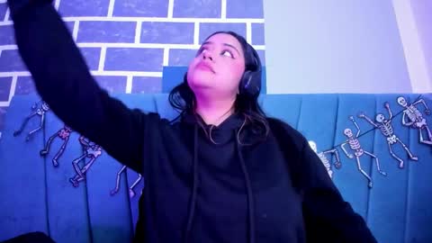 Sofia online show from 10.20.25