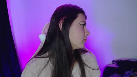 Snapshot of sophi_oo chatting on 11.08.25 sophi_oo online show from 11.08.25