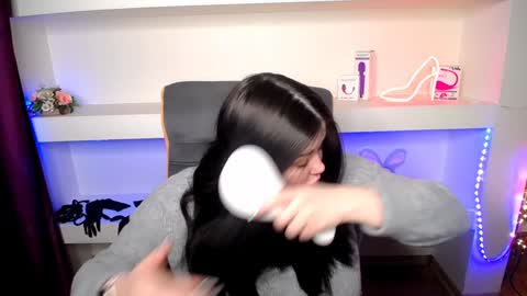 sophia__olsen online show from 01.16.25