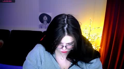 sophia__olsen online show from 01.22.25