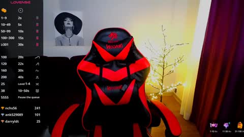 sophia__olsen online show from 02.07.25