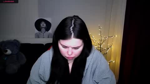 sophia__olsen online show from 02.16.25