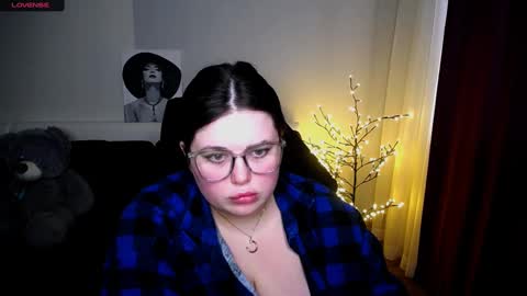 sophia__olsen online show from 02.19.25
