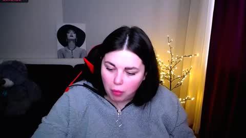 sophia__olsen online show from 02.25.25