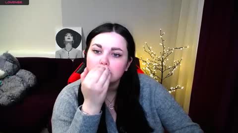 sophia__olsen online show from 03.01.25