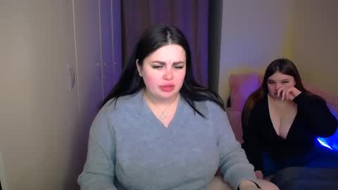 sophia__olsen online show from 03.11.25
