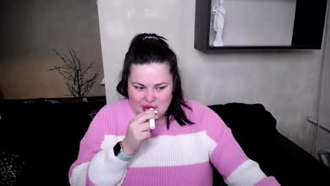 sophia__olsen online show from 11.07.25