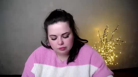 sophia__olsen online show from 11.20.25