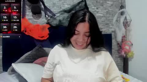 Sophia  online show from 10.25.25