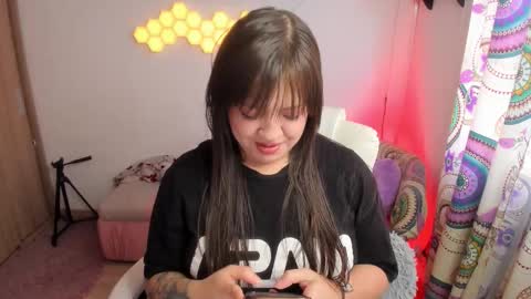 Snapshot of sophia_grants chatting on 11.10.25 sophia_grants online show from 11.10.25