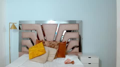 Sophia  online show from 01.07.25