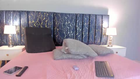 Snapshot of sophia_lemos chatting on 10.16.25 Sofia online show from 10.16.25