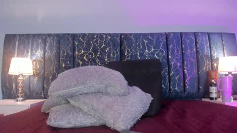 Snapshot of sophia_lemos chatting on 12.05.25 Sofia online show from 12.05.25