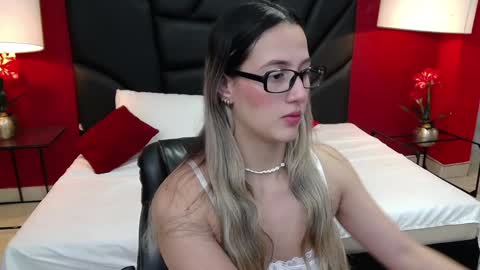 Snapshot of sophia_loreenn chatting on 01.14.25 Sofia online show from 01.14.25